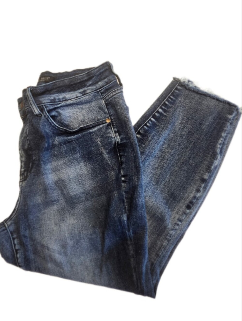 Judy Blue JB88191 Mid Rise Dark Blue Wash W/ Fading Relaxed Fit Jeans, 14W